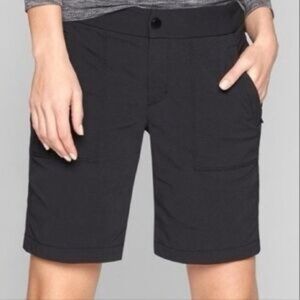 Athleta Trekkie Bermuda Shorts  Hiking Black 10